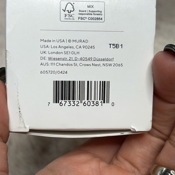 Murad Resurgence Retinol Youth Renewal Night Cream, 1.7 fl oz. NWT - Picture 8 of 12